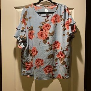 Boutique floral top with ruffle sleeves